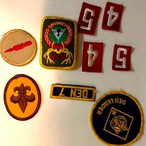 Lot of 9 BoyScouts den master assorted patches